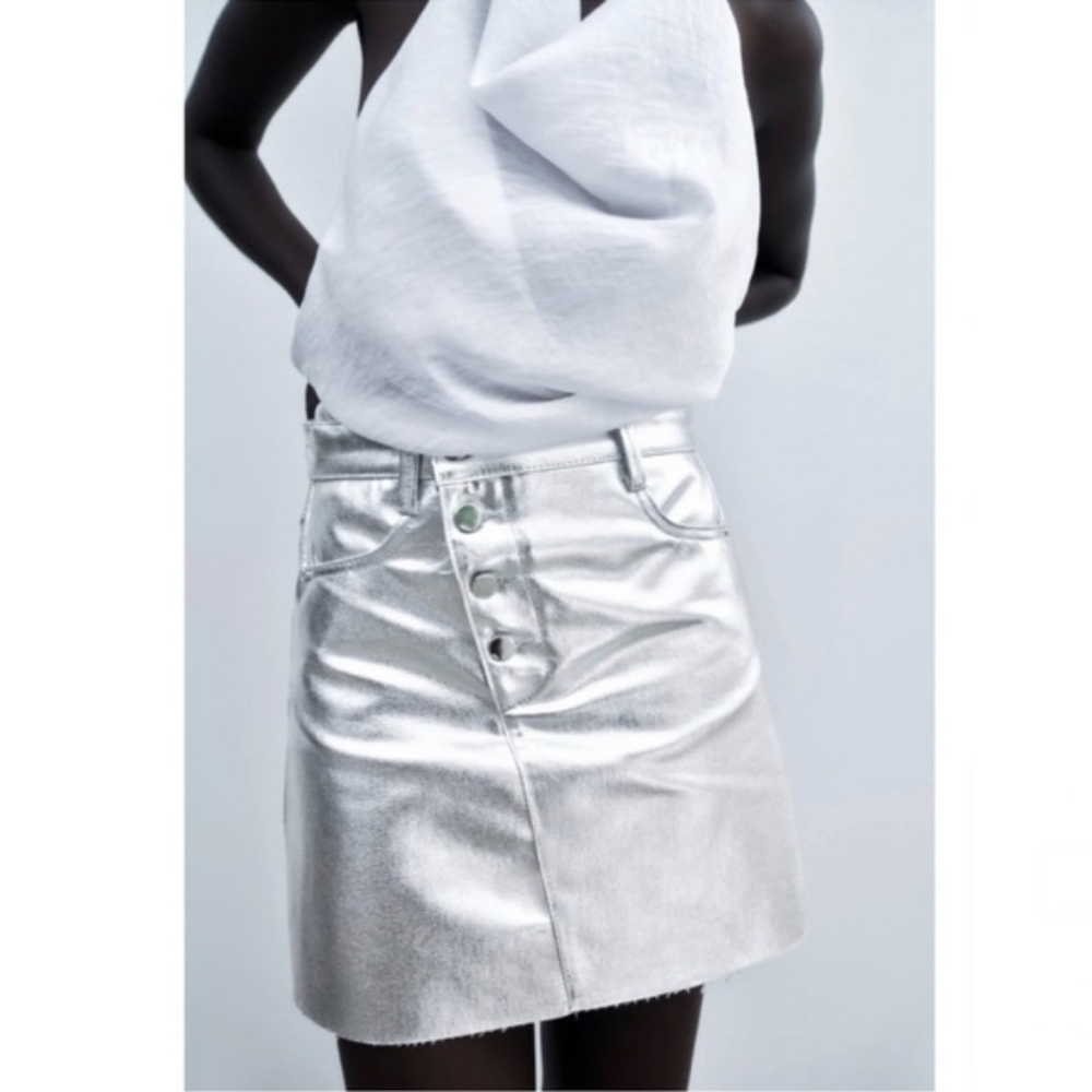 NEW WOMAN HIGH WAIST SILVER MINI SKIRT FRAYED HEM SILVER